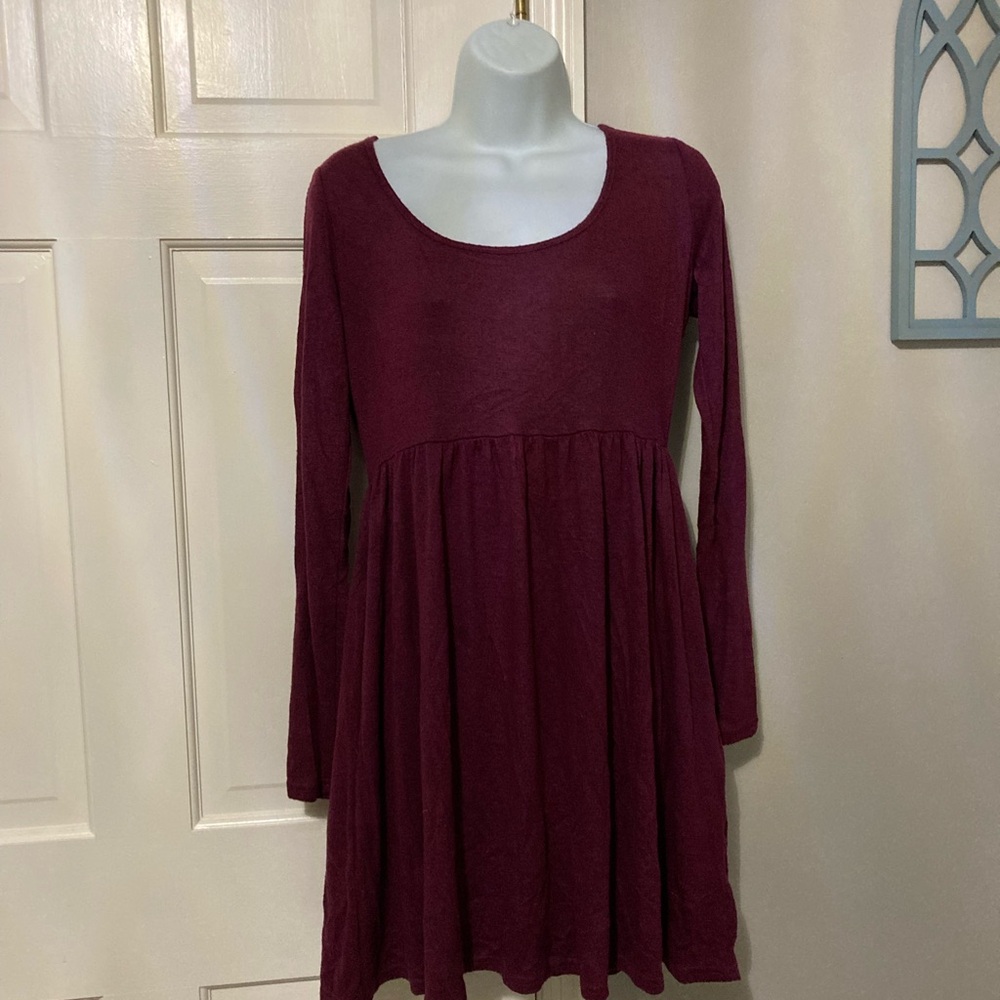Elegant Long Sleeve Burgundy Dress